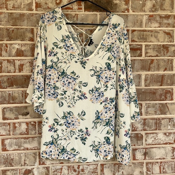Torrid Floral Print Women's Top - Picture 1 of 7